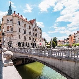 Drei Brücken am Preseren Platz in Laibach in Slowenien