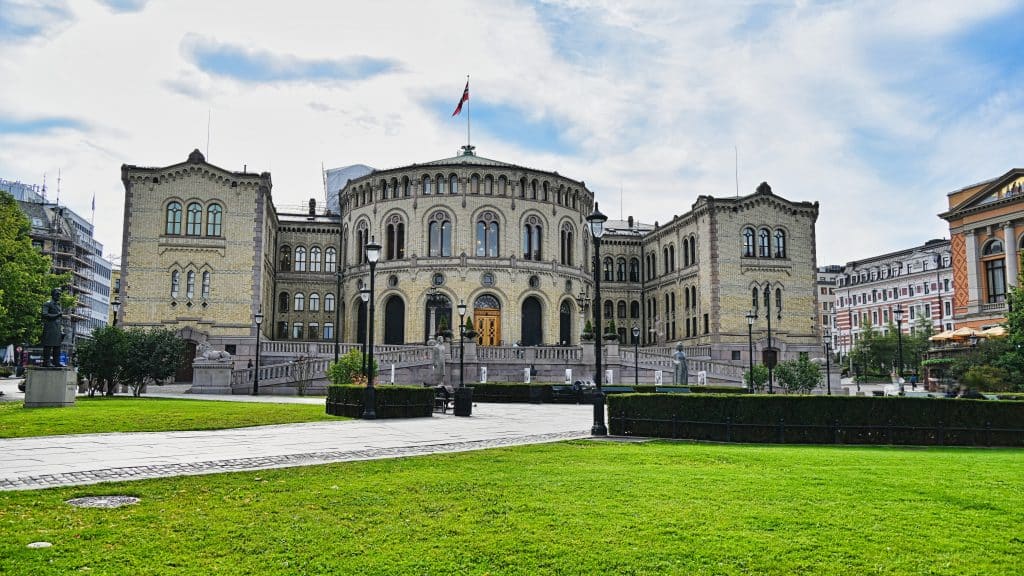 Sehenswürdigkeiten Oslo Parlament